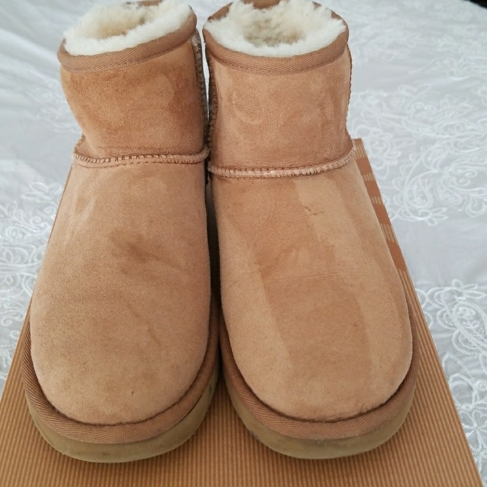 Ugg classic mini boots